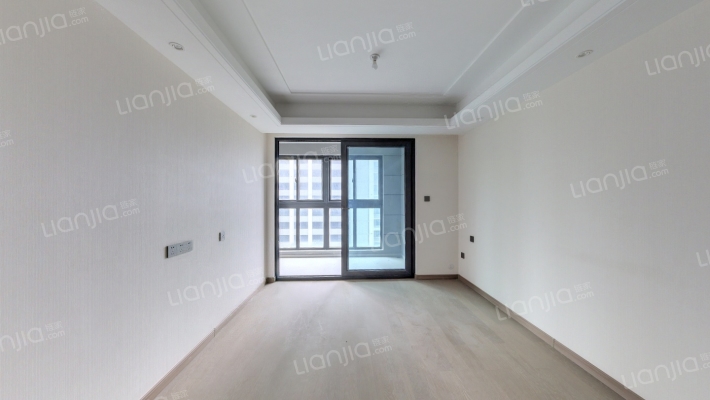 万科未来之光二手房实景图