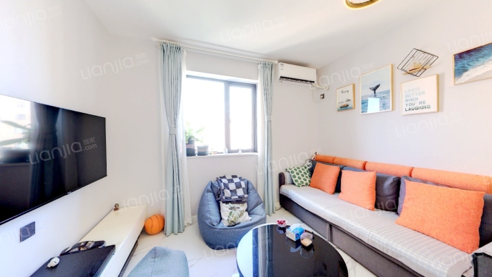 惊驾名庭C区二手房实景图