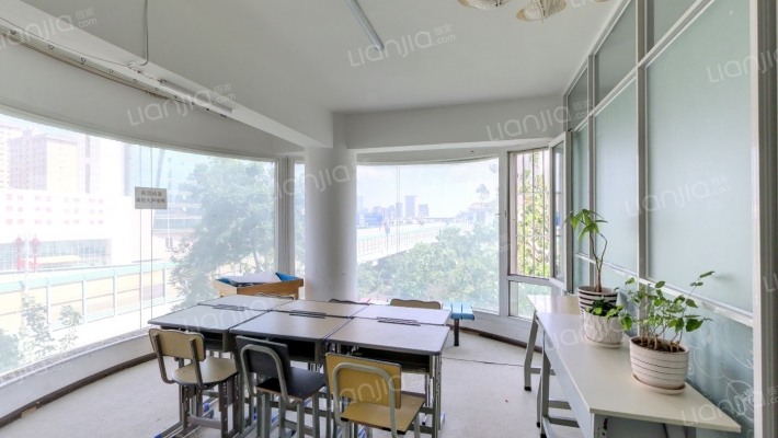 云艺苑小区二手房实景图