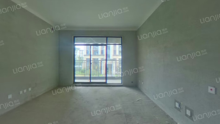 水润尚院二手房实景图