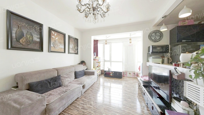 西典家园北区二手房实景图