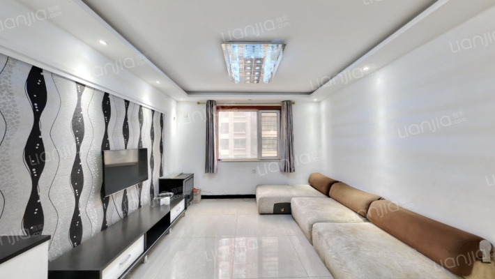 小区环境良好，车位充足，房本满二，随时看房有钥匙-