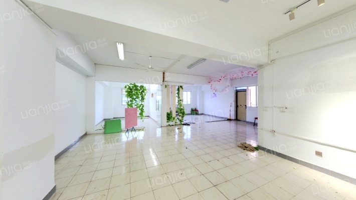 新宏兴大厦二手房实景图