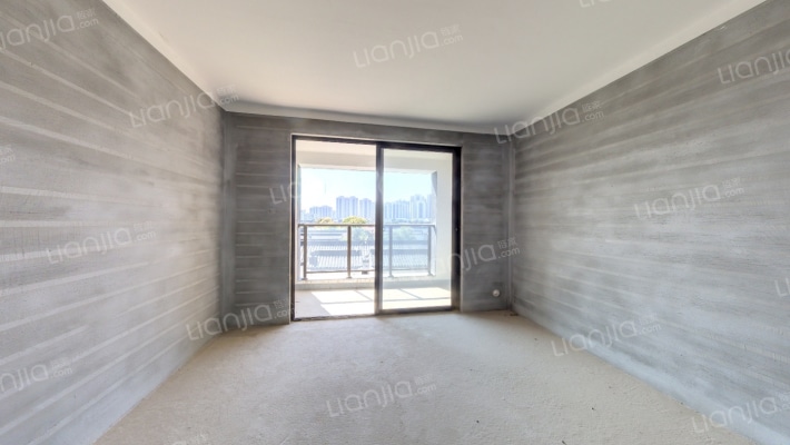 十里风荷C区二手房实景图