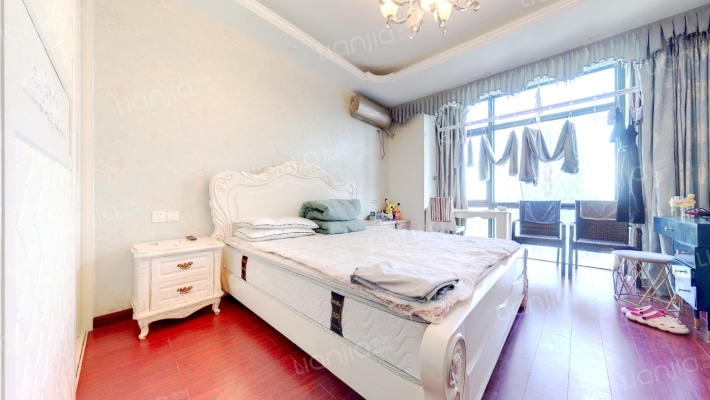 菁英公寓二手房实景图