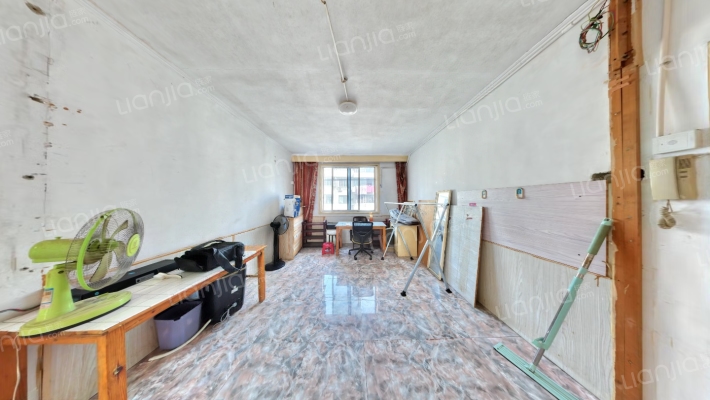 东港二村二手房实景图