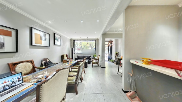 九龙别墅二手房实景图