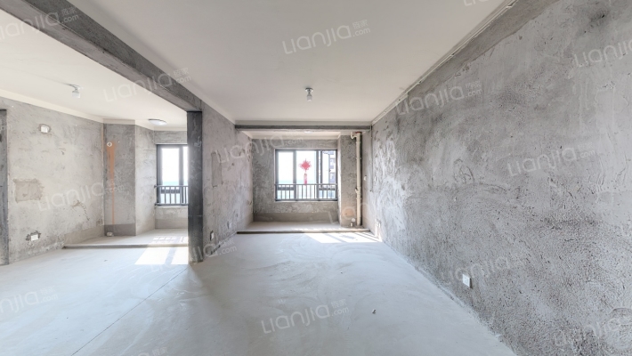 鸿翔湖畔景园二手房实景图