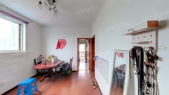 新桥商业楼二手房实景图