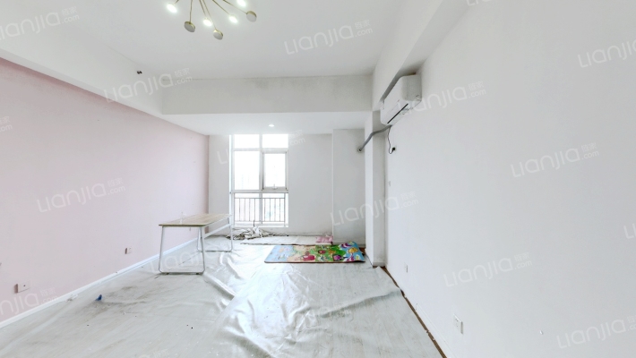 泰华金泰广场二手房实景图