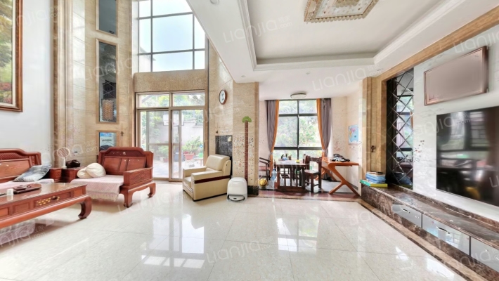 雅图奥园二手房实景图