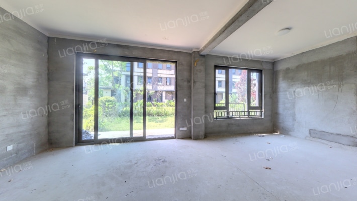 奥山国香樾里二手房实景图