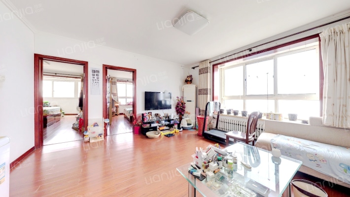 山外青山二手房实景图