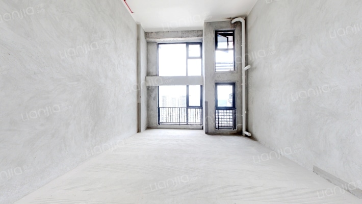 鲁能泰山7号十街区二手房实景图