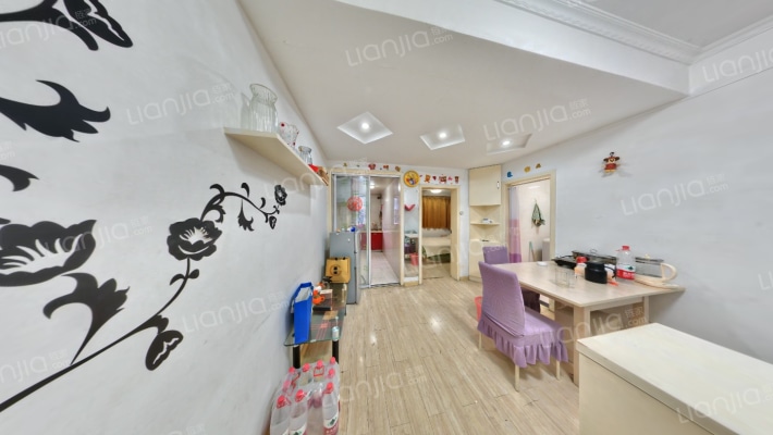 和燕路293号二手房实景图