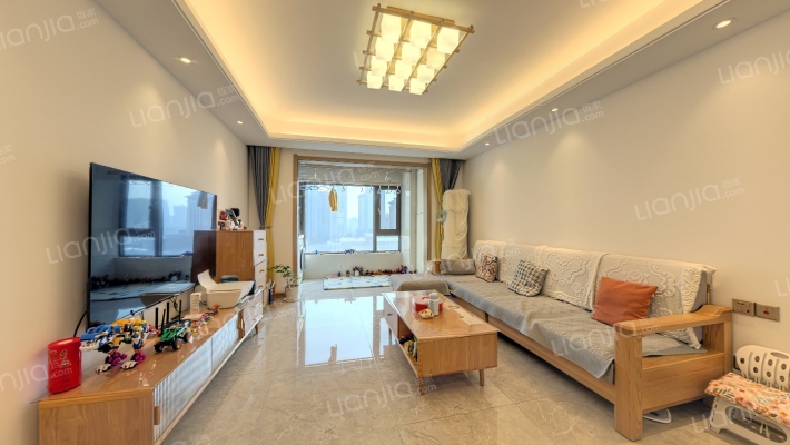 中南青樾二手房实景图