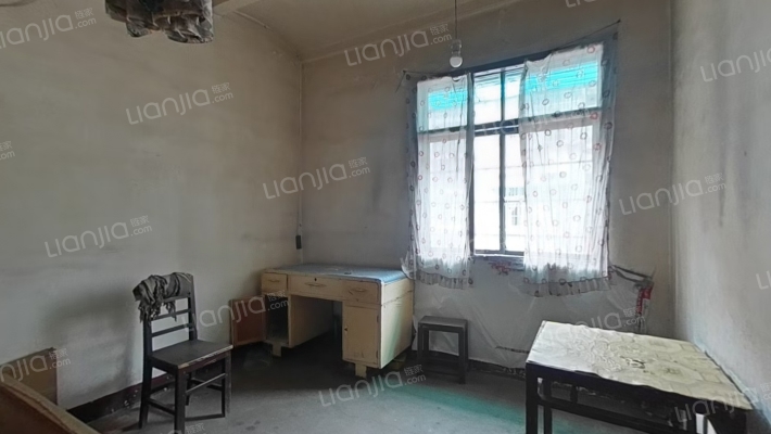 进步路10号二手房实景图