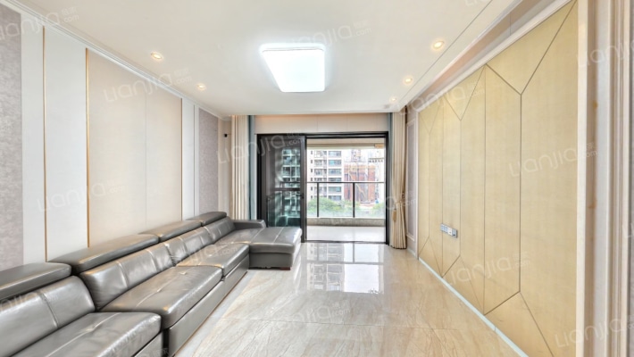 保利葛洲坝海德公馆二手房实景图