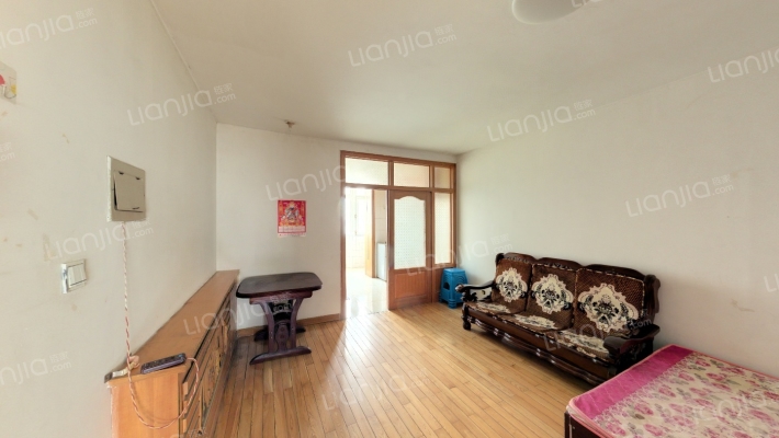 白塔家园二手房实景图