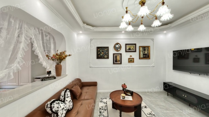 荣信森林里二手房实景图