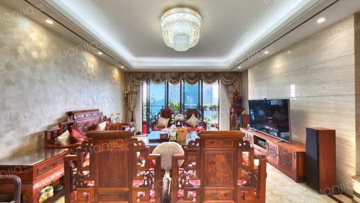 美的广场·擎峰二手房实景图