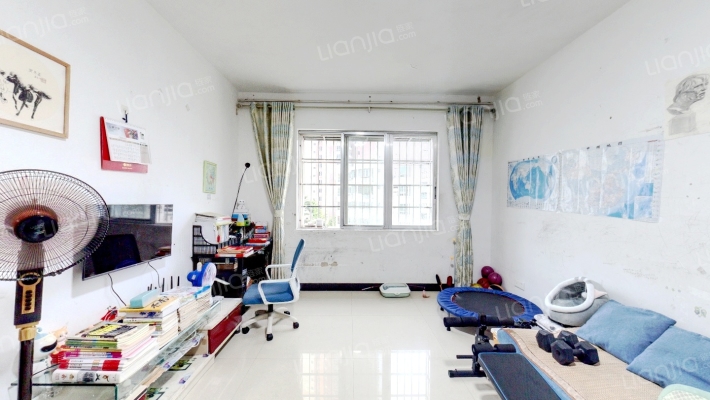 侨建公寓二手房实景图