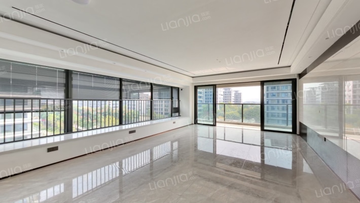 嘉臣道二期二手房实景图