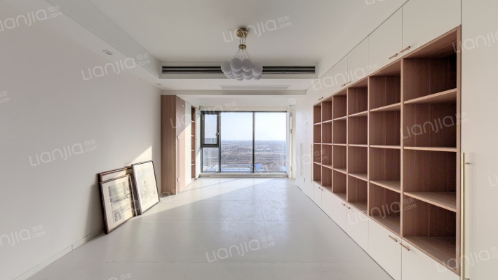 中建观湖国际三期二手房实景图