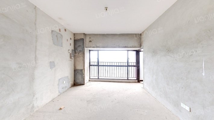 愉翠龙湖二手房实景图