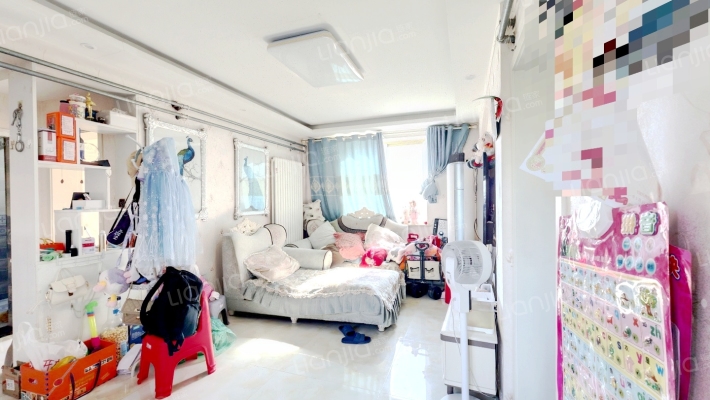 勤劳街甲院二手房实景图