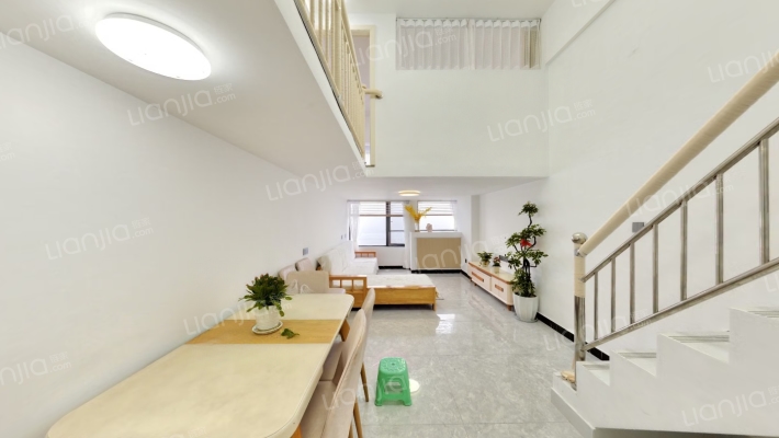 新力银湖湾二手房实景图