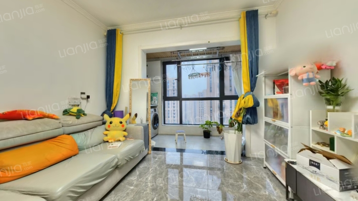 绿地国际花都北区二手房实景图