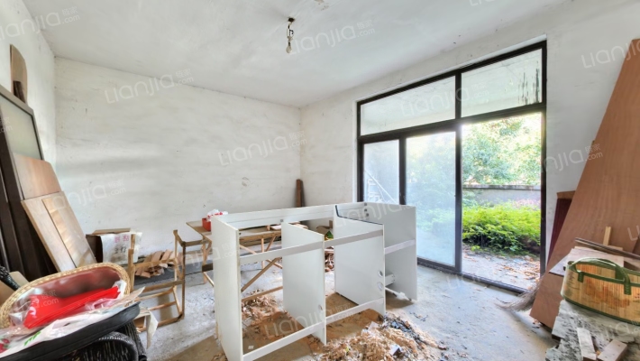 建川丽水青城玫瑰苑桂院二手房实景图