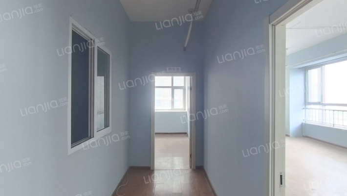 文新大厦二手房实景图