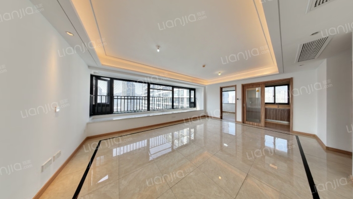 湖悦章府二手房实景图