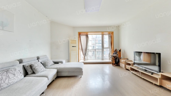 建银大厦二手房实景图