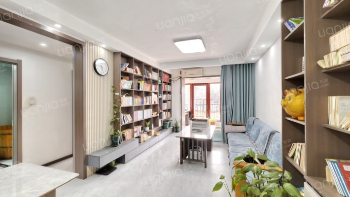 书香雅苑二手房实景图