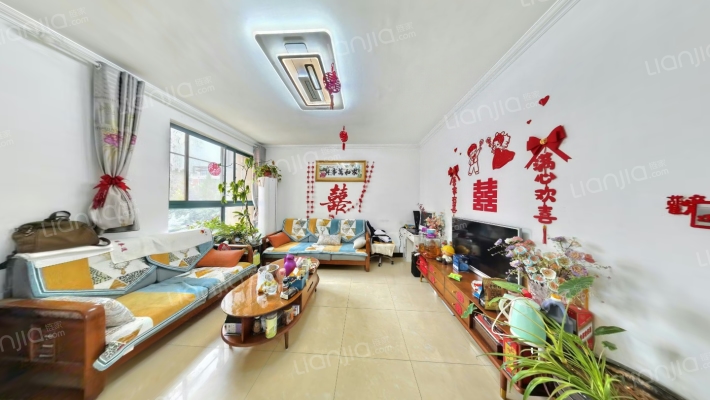 雅阁思达二手房实景图