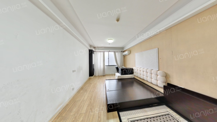 云河湾七号公馆二手房实景图