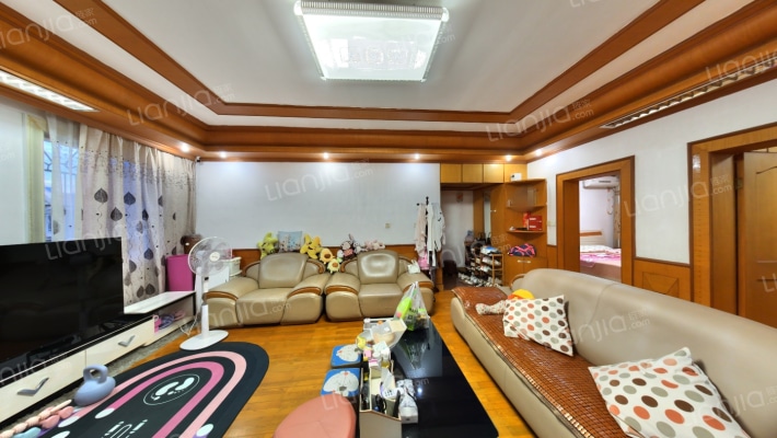 新艳公寓一期二手房实景图