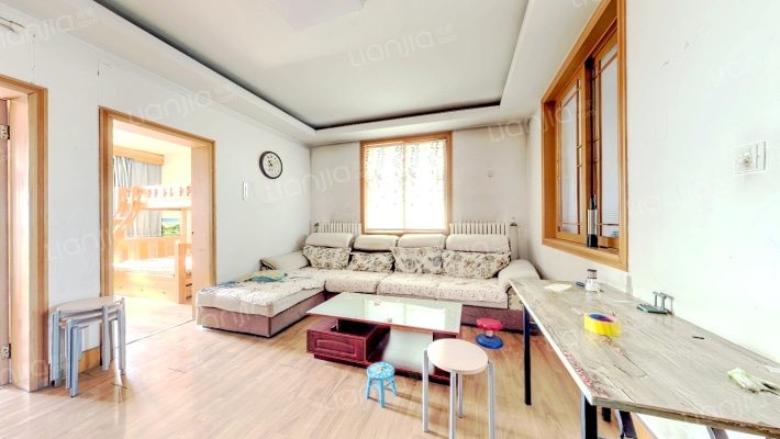 七里堡社区东区二手房实景图