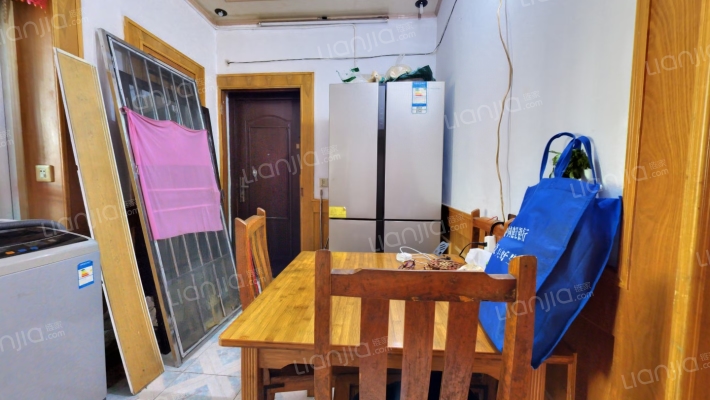 健康路小学二手房实景图