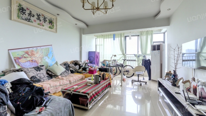 柳城丽江苑二手房实景图