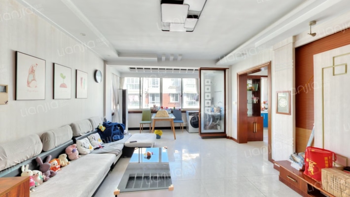 中央名府二手房实景图