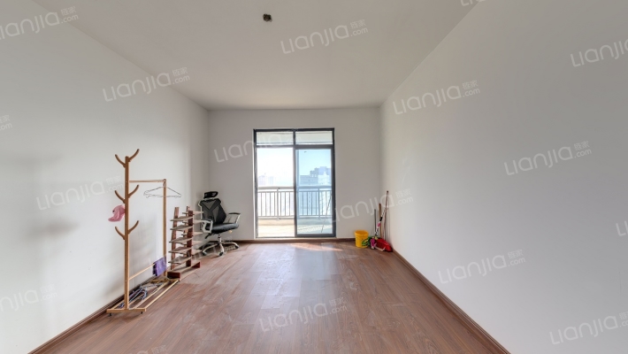 IM乐盈广场二手房实景图