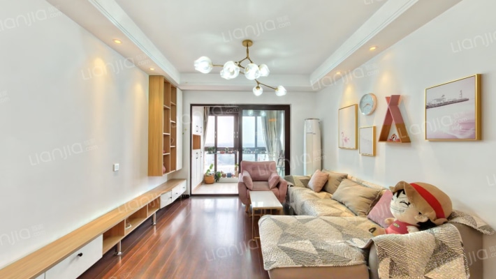 万科城臻园二手房实景图