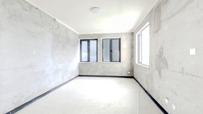 翠樾府二手房实景图