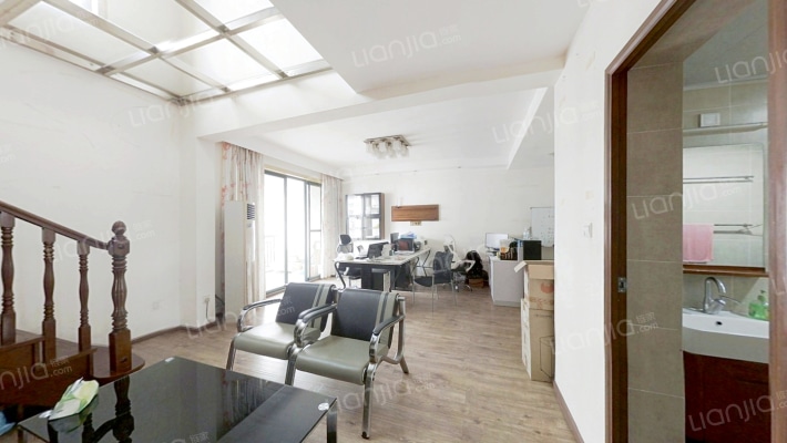 永凯春晖花园西C区二手房实景图