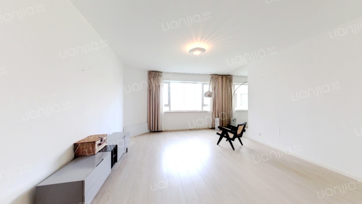 嘉里华庭二手房实景图