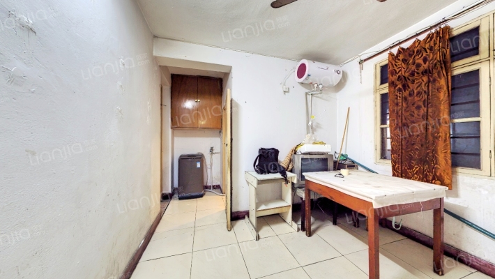 柏庐中路二手房实景图